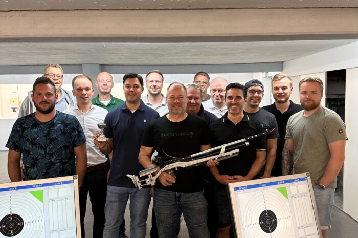 SV Brackwede bei den Kollegen vom Schießverein!